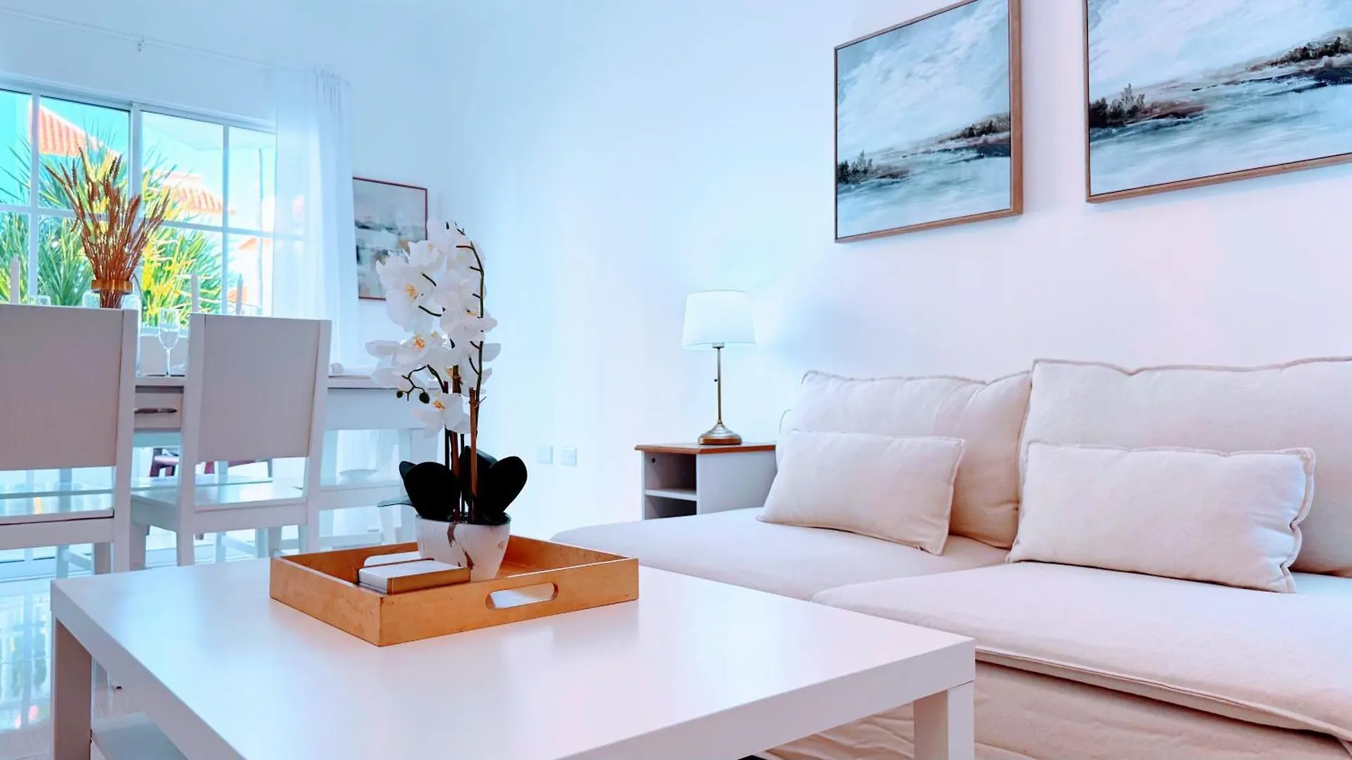 Walk To Beach, Shops, Dining, Pool View, Fast Wifi Punta Cana Dominikana