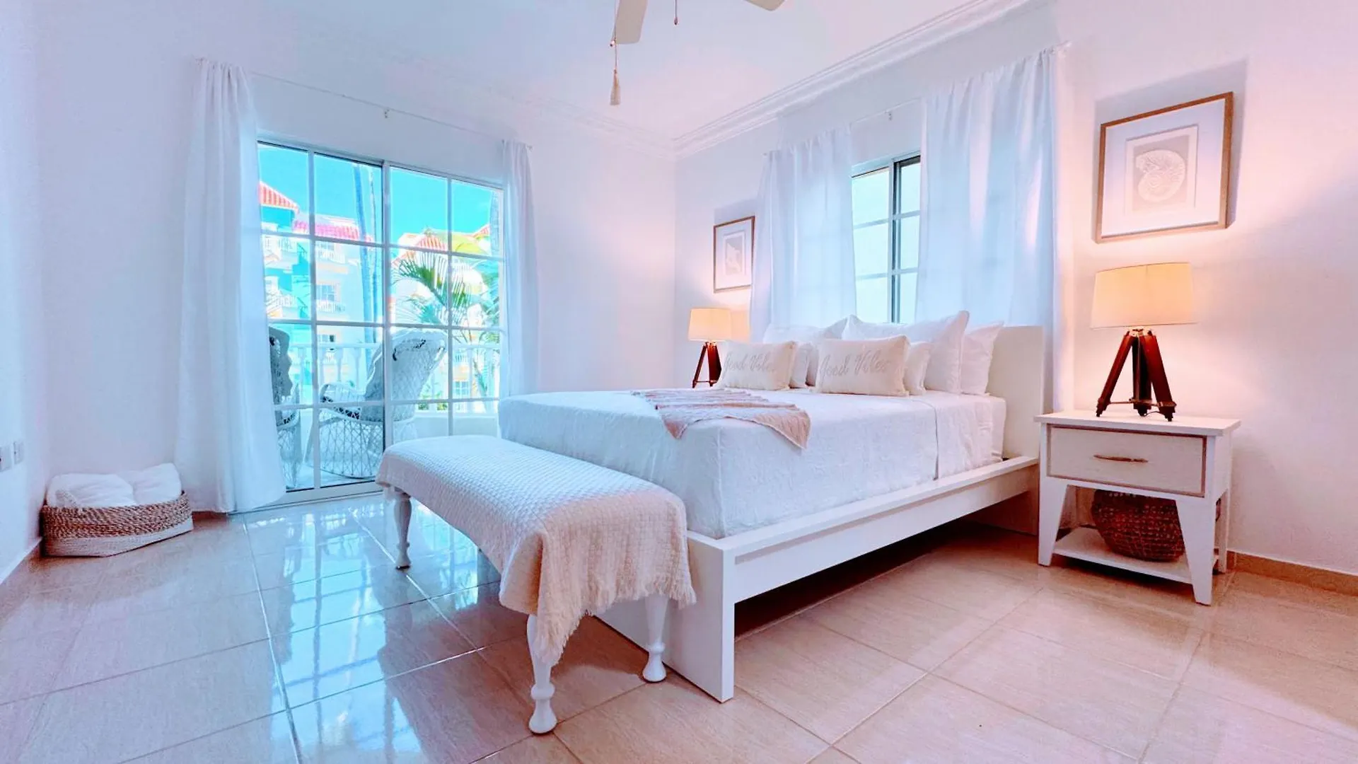 شقة Walk To Beach, Shops, Dining, Pool View, Fast Wifi بونتا كانا